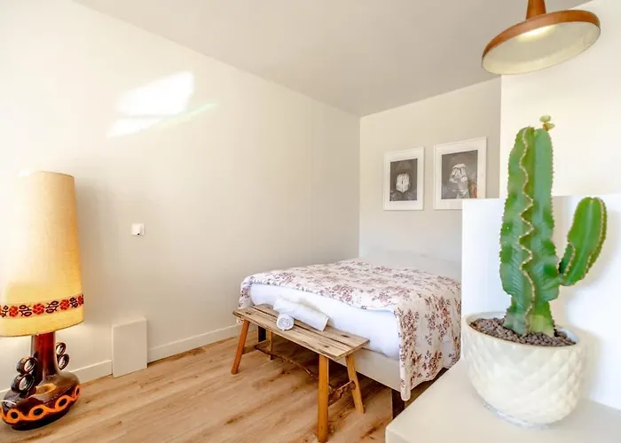 Roussel L Bright & Ac L Shellter