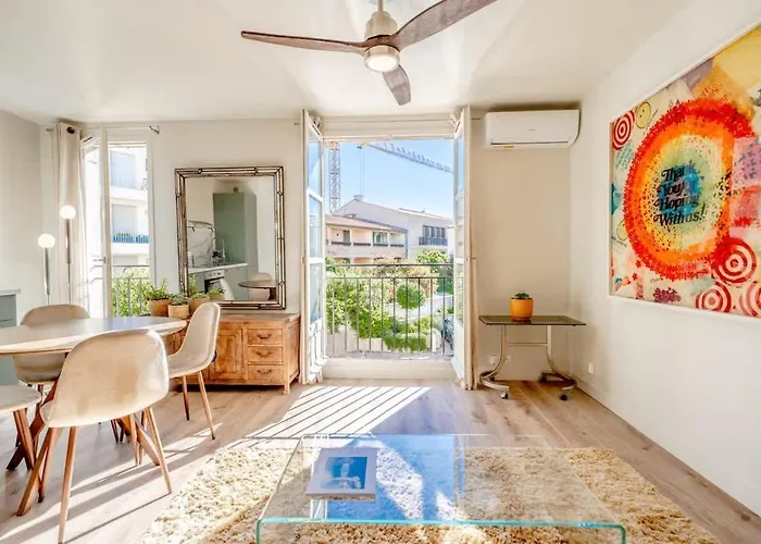 Roussel L Bright & Ac L Shellter Daire